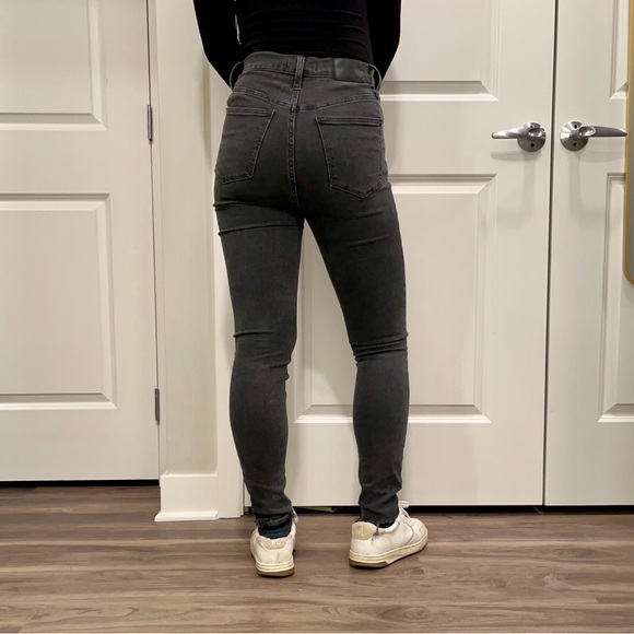 Madewell High-Rise Black Skinny Jeans - Picture 3 of 6